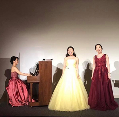 歌とピアノの音楽市場（ピアノ・歌）