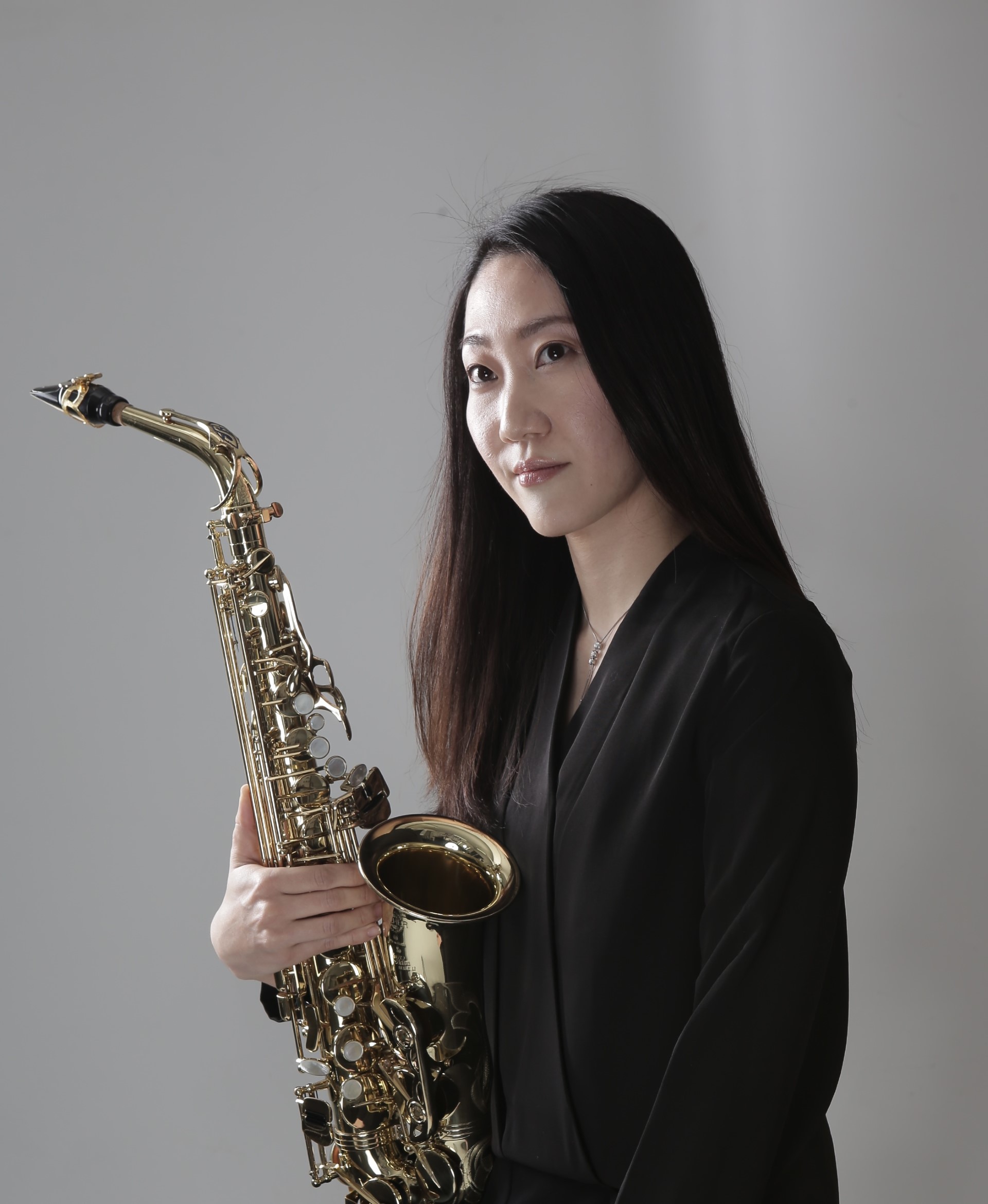 塚田 奈緒子（サクソフォン）