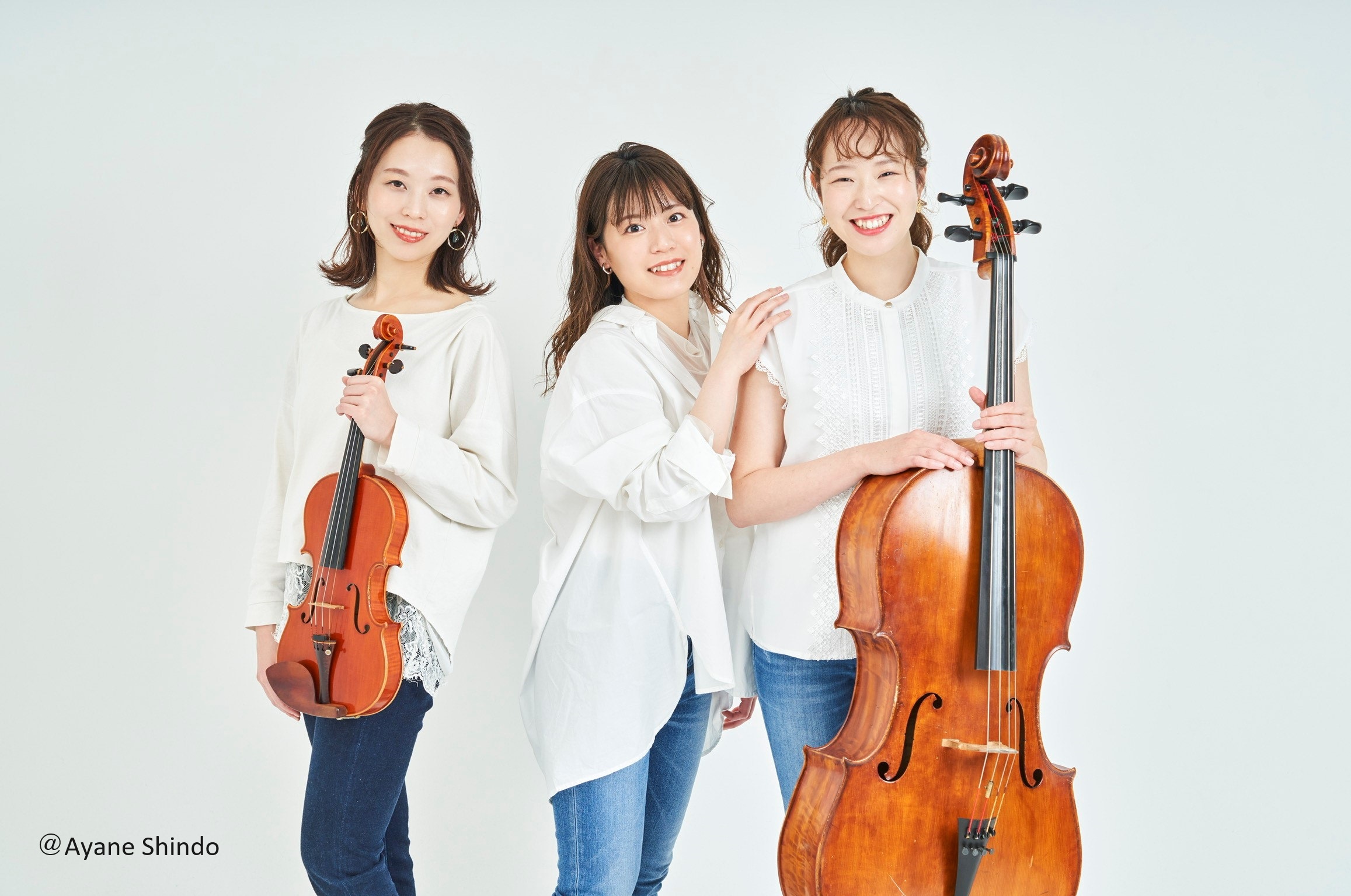 彩三重奏（ピアノ・チェロ・ヴァイオリン）